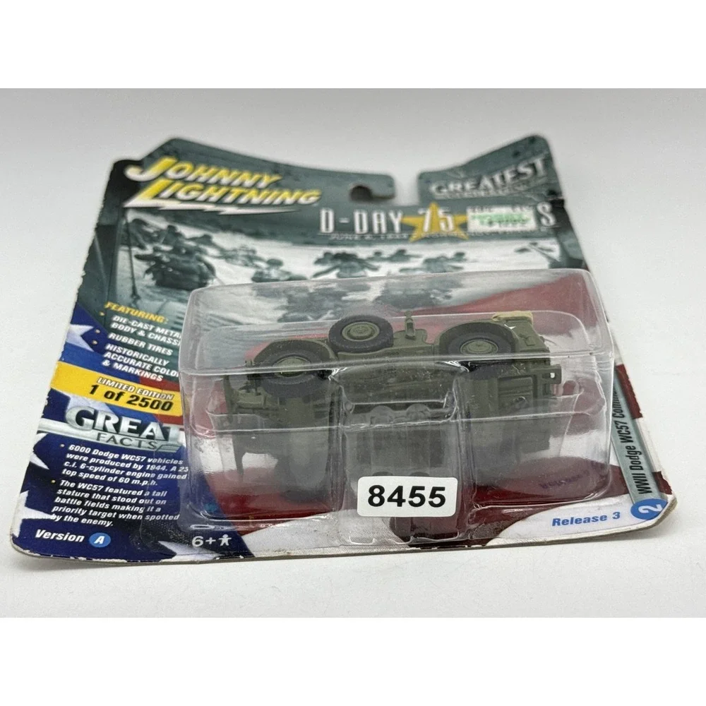 Johnny Lightning WWII Dodge WC57 Command Car Limited Edition Green Die Cast Day